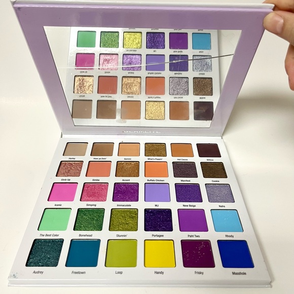 Glamlite X Mikayla Palette - Picture 4 of 6